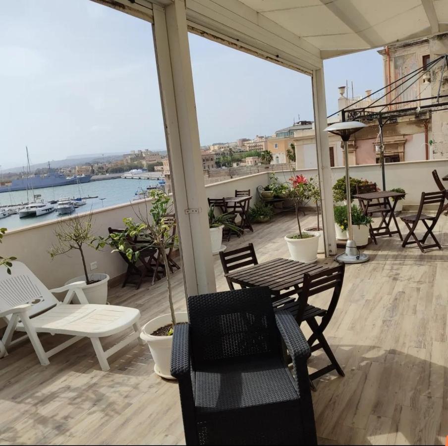 B&B Marina Di Ortigia Сиракуза Екстериор снимка