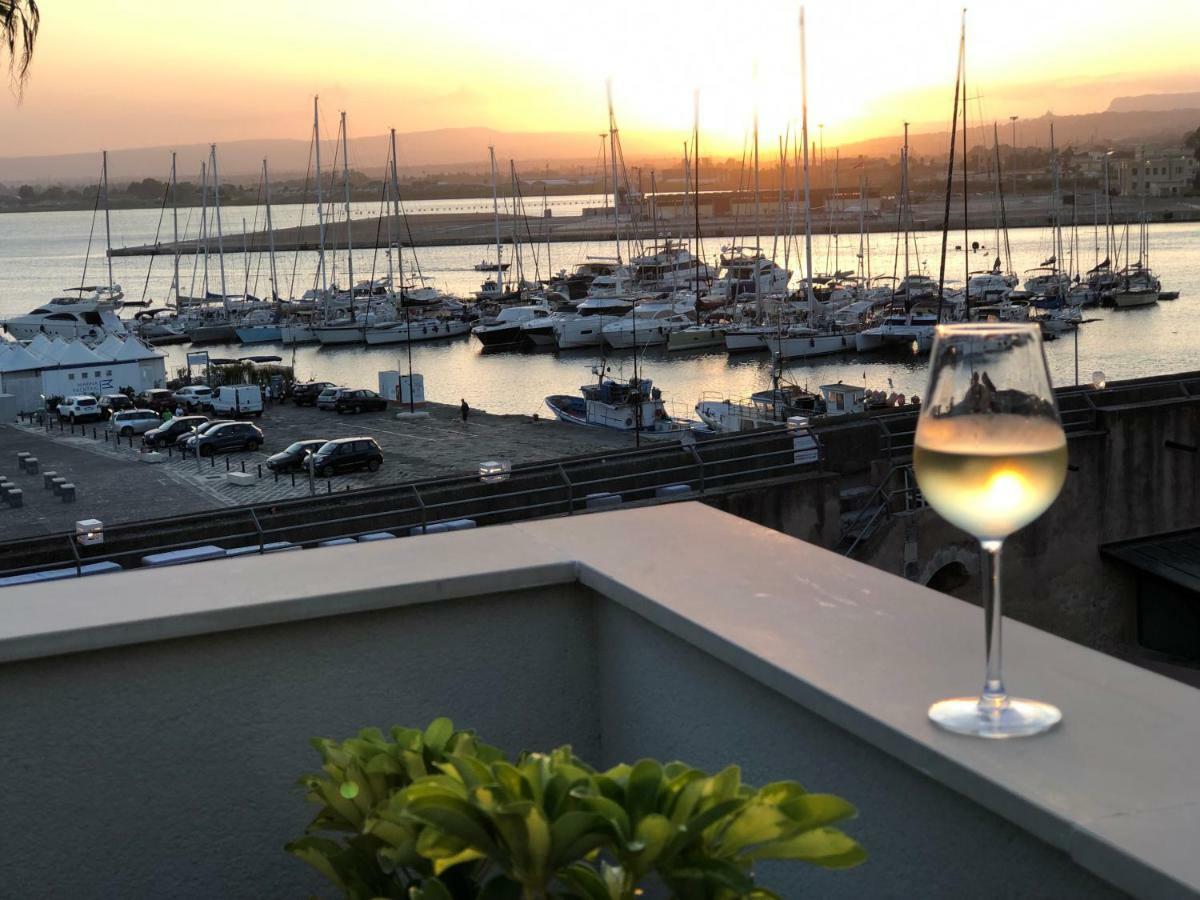 B&B Marina Di Ortigia Сиракуза Екстериор снимка